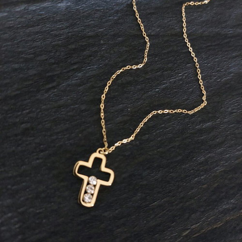 Small cross new with stainless steel details gold color
