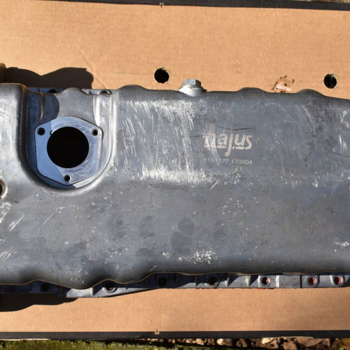VW Golf 4 1.6, Bora, Audi A3 oil pan cover used