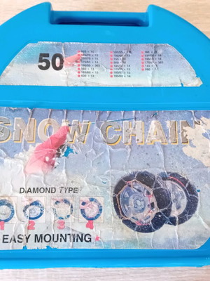 Car snow chains like new, worn once