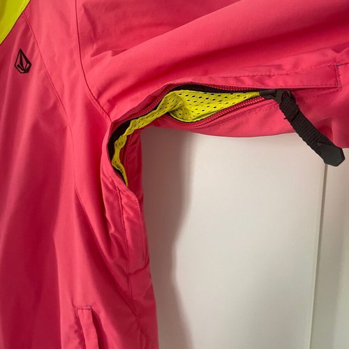 Volcom ski jacket used, size Medium, 8000 Thermonite