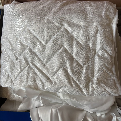 White wedding quilt set satin with lace