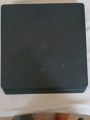 PS4 Slim за части употребяван, само конзола