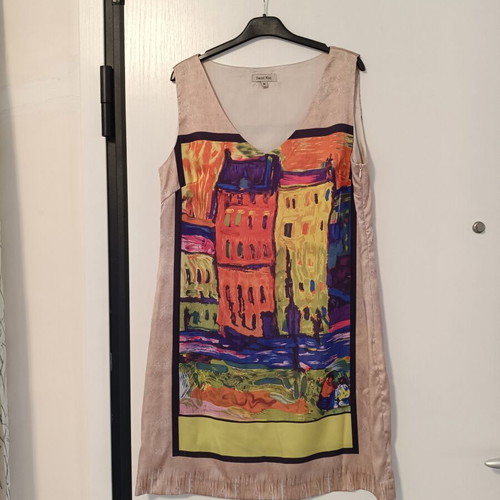 Sweet Miss sleeveless dress like new with colorful artistic print