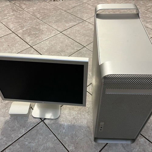 Apple Power Mac G5 a1177 2.0GHz Dual Core Desktop with Apple Cinema Display 20” used