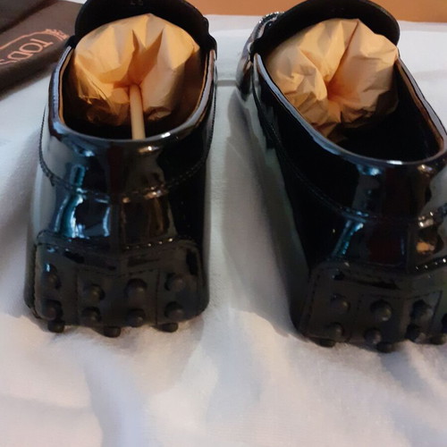 Tod's Gommino women's loafers new black patent leather size 40