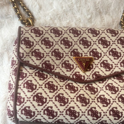 Guess Crossbody Flap Merlot Logo Bag New with Tag