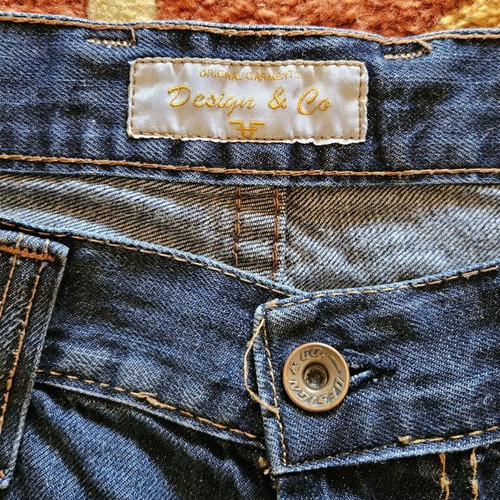 Vintage Industries blue XL jeans like new with straight fit