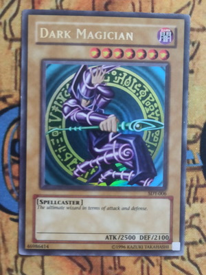 Dark Magician Ultra Rare κάρτα Yu-Gi-Oh!