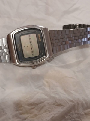 Seiko 0138-5000 Japan wristwatch used, not working for repair or parts