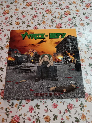 Wreck-Defy Remnants of Pain purple vinyl