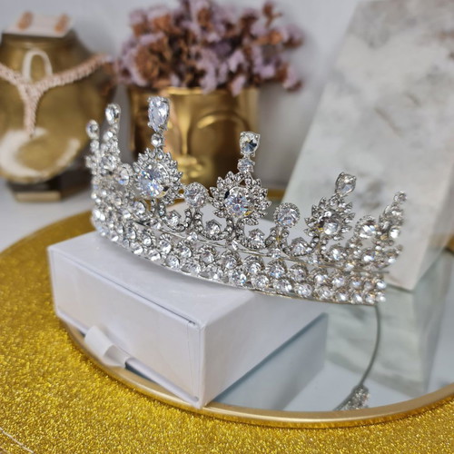 Bridal tiara with crystals new