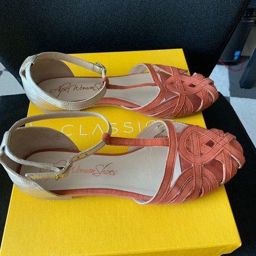 Alpe ballerinas like new, size 38, orange with gold strap