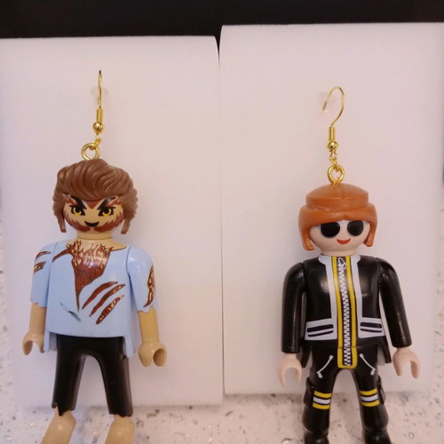 Playmobil earrings!! Rock metal couple!!