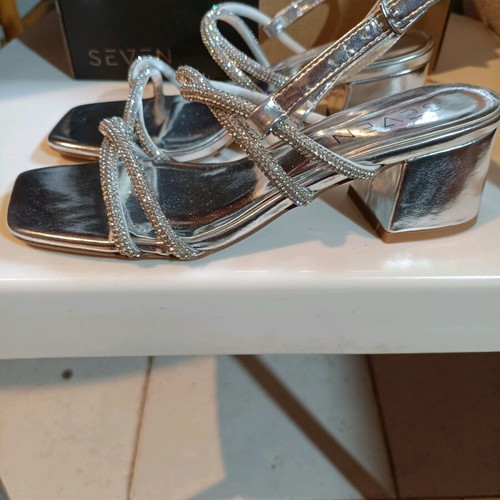 Silver sandal with rhinestones Seven size 36 like new