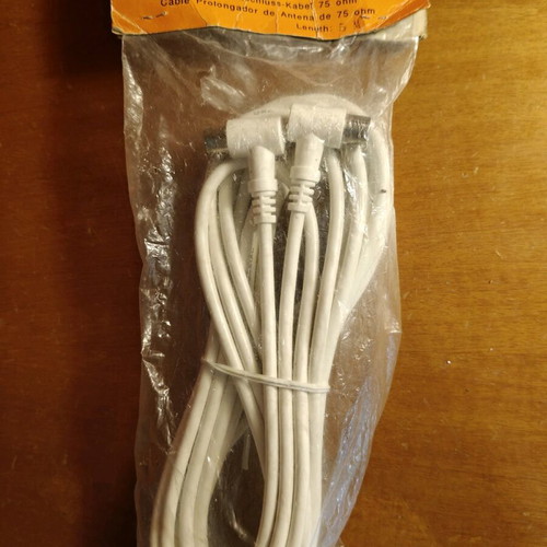 Antenna cable 5m new in original packaging