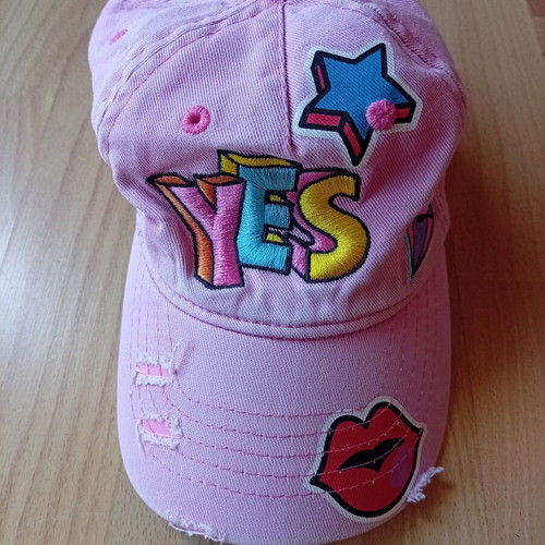 Girls' hat Benetton 1-2 years like new