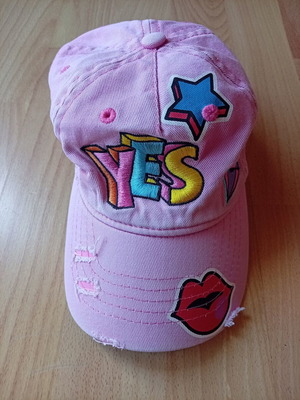Girls' hat Benetton 1-2 years like new