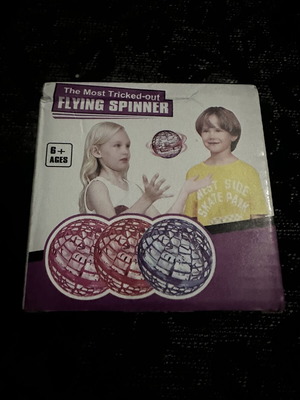 Flynova Pro Flying Spinner, new and sealed
