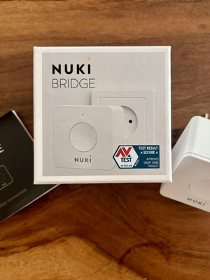 Nuki Bridge like new, white, smart lock Wi-Fi connector