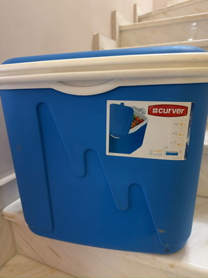 Curver portable cooler 32lt blue
