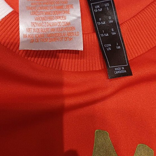 Adidas football shirt Salah size 13–14 like new, red