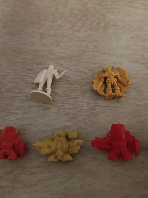 Military and robot figures used miniatures