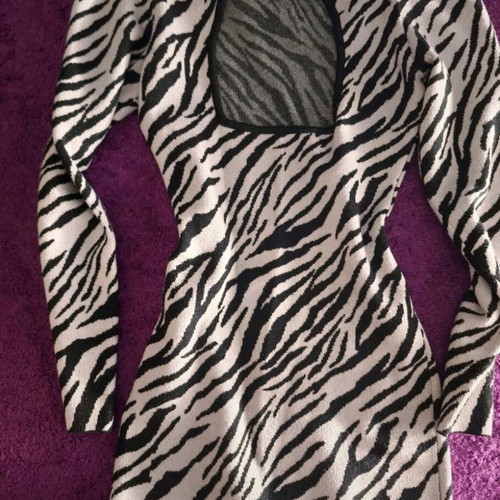 Bershka dress black and white size M like new