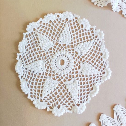Crocheted handmade doilies set of 3 like new