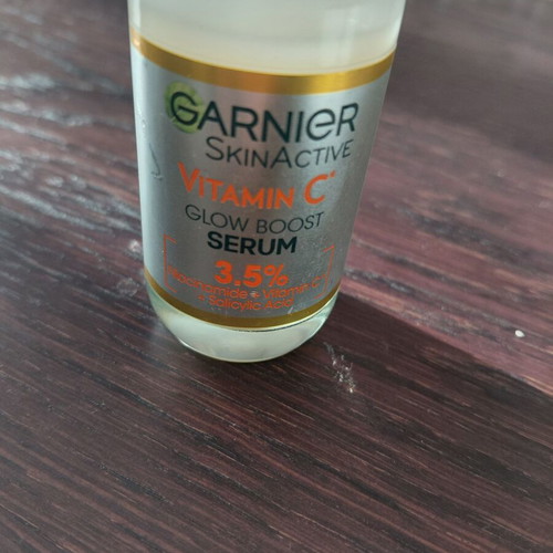 Face moisturizing set with vitamin C serum and cream like new