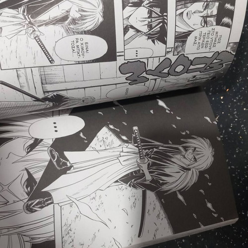 Bleach Vol. 2, Death Note Vol. 4, Rurouni Kenshin Vol. 6, Shaman King Vol. 7, Love Hina Vol. 2 manga books