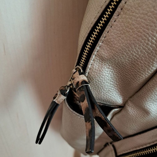 Cat backpack from Accessorize used, silver