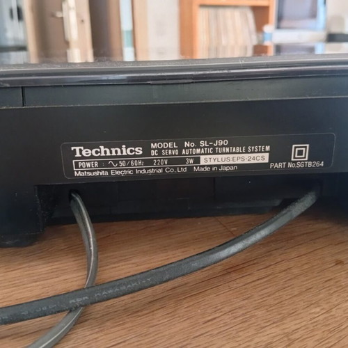 Technics turntable used without belt