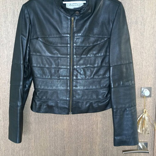 Leather jacket black, size small, like new