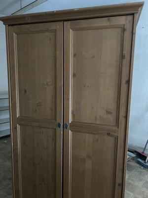 Икеа двукрилен гардероб употребяван, кафяво дърво, 96x56x185 см