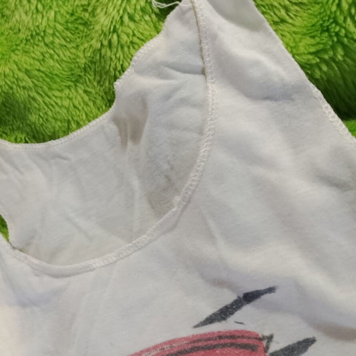 Women's Sleeveless Top like new, white and red, size M