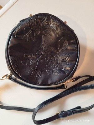 Shein shoulder bag black with rose print and gold details new