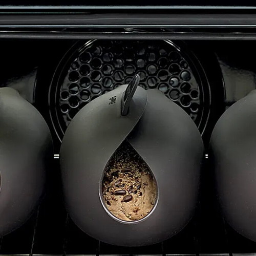 LÉKUÉ bread maker in brown color like new