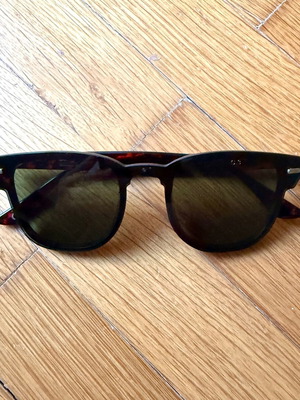D.Franklin Unisex Sunglasses Like New, Tortoiseshell Frame