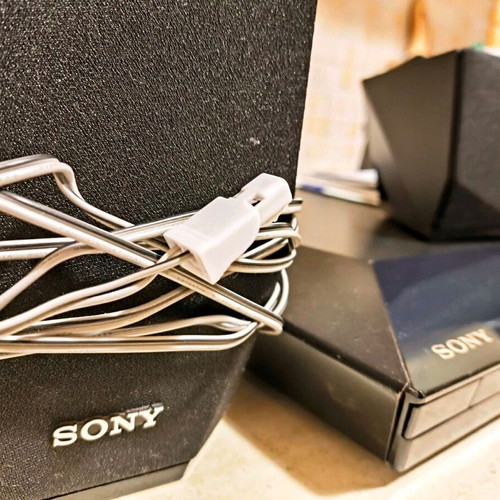 Sony BDV-E2100 Home Cinema 5.1 system used