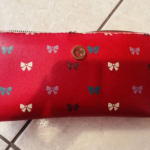 Carpisa wallet used, red