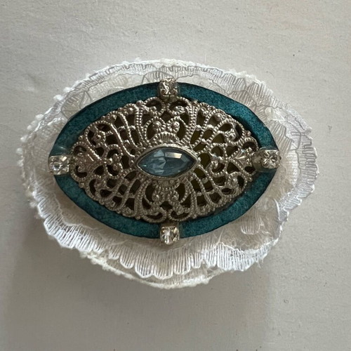 Handmade brooch vintage style with lace detail like new, turquoise and silver