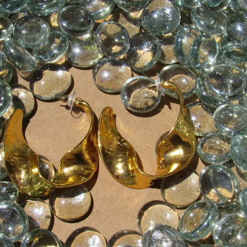 Chrysa earrings new from brass with pouch
