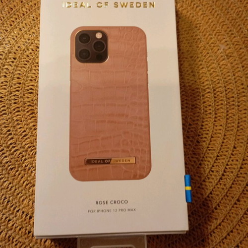 iPhone 12 case new, rose color