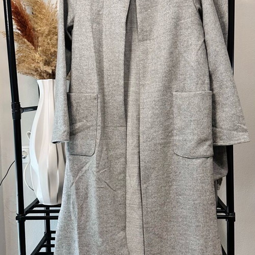 Grey Long Coat Zara Like New With Belt And Checked Lining