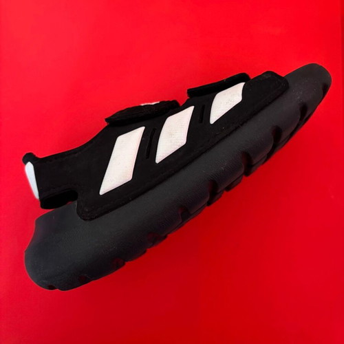 Adidas Altaswim 2.0 kids sandals size 27 new black