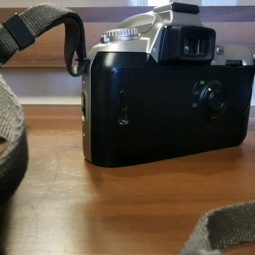 Sony F 75 35mm SLR camera with autofocus like new