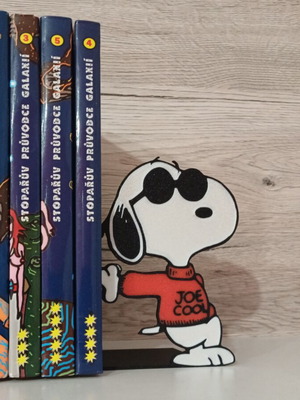 Snoopy βάση στήριξης βιβλίων σαν καινούργιο
