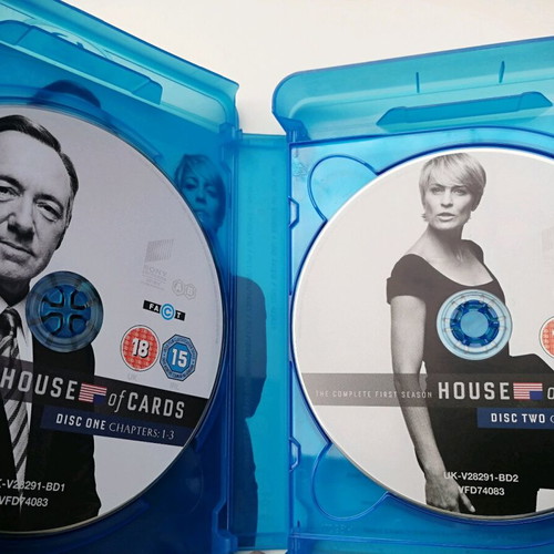 House of Cards Blu-Ray used, chapters 1-13 on 4 discs