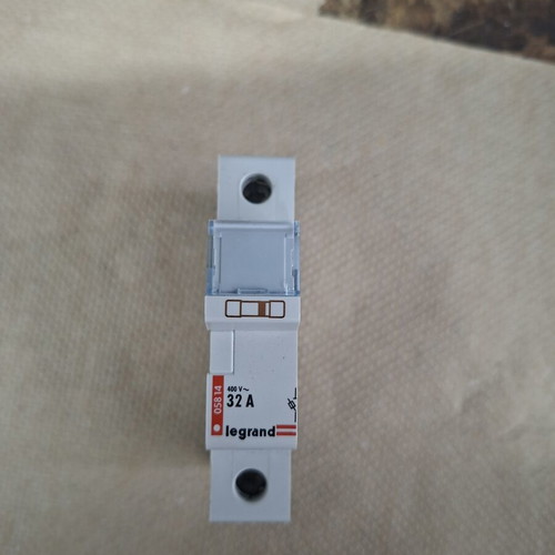 Legrand 1P 32A 400V ασφαλειοθήκη ράγας