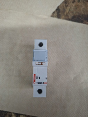 Legrand 1P 32A 400V ασφαλειοθήκη ράγας
